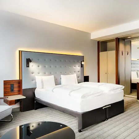 Hotel Premier Mediapark