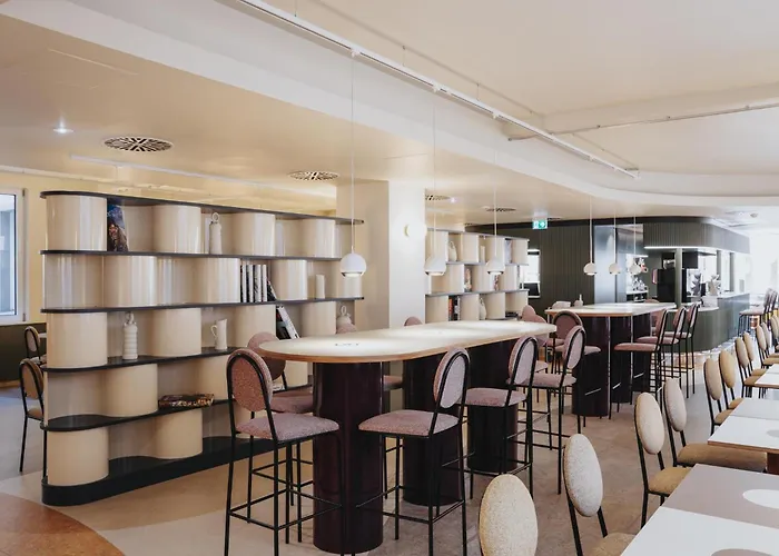 Premier Mediapark Hotel 3*