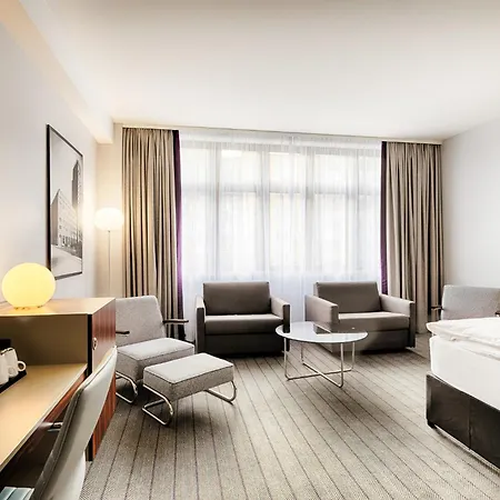 Premier Mediapark 3*