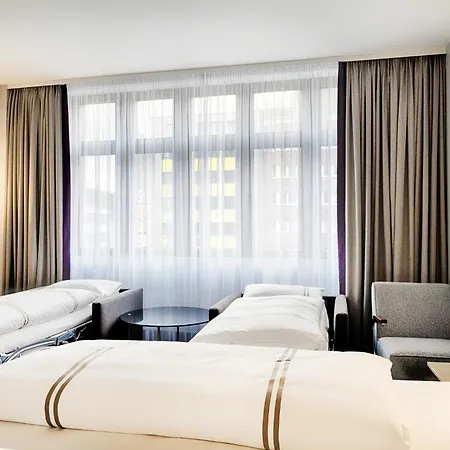 Hotel Premier Mediapark 3*