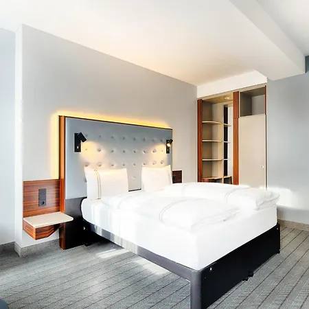 Premier Mediapark 3* Cologne