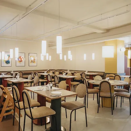 ホテル Premier Mediapark