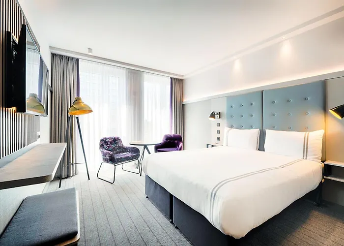 Premier Mediapark Hotell